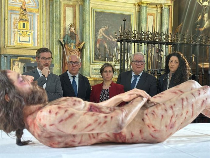 Inauguración de la exposición 'The Mistery Man'.