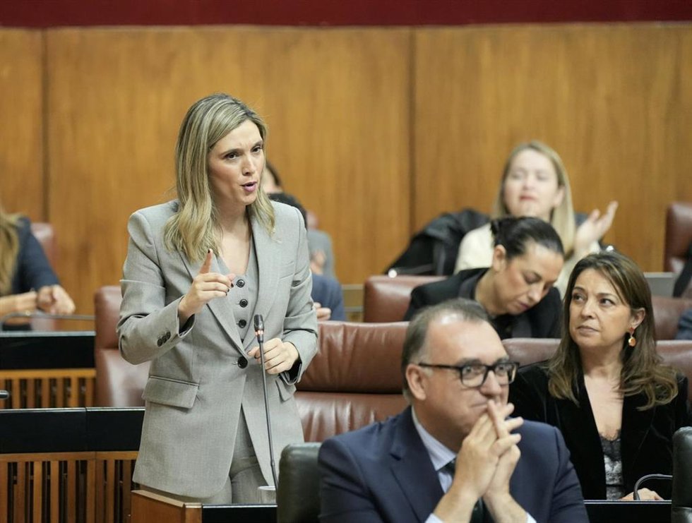 La portavoz parlamentaria del PSOE-A, María Márquez, en una imagen de archivo en el Pleno. 