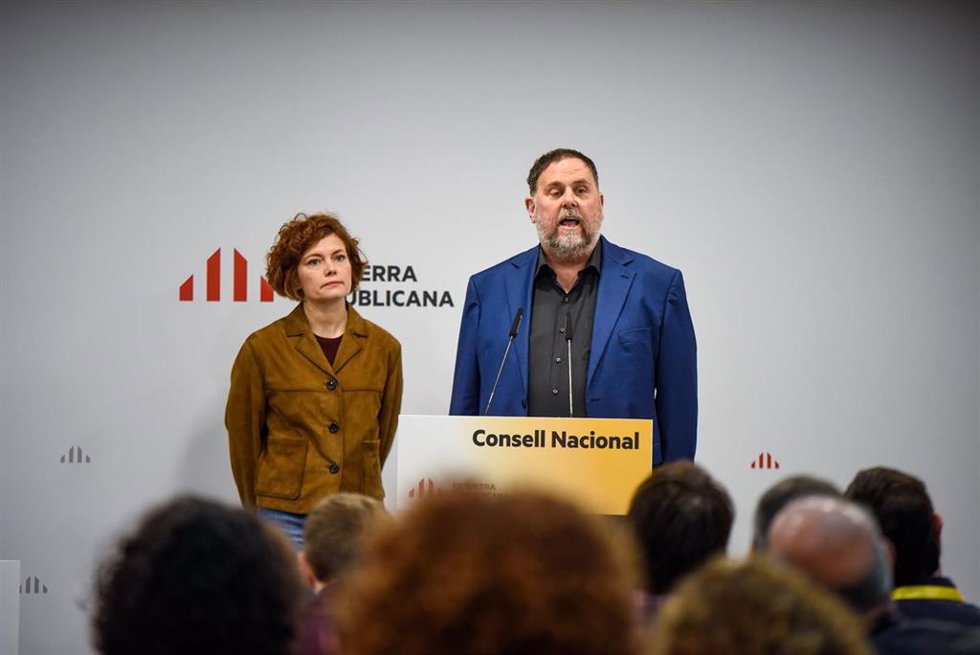 El presidente de ERC, Oriol Junqueras, y la secretaria general, Elisenda Alamany, en el Consell Nacional de este sábado