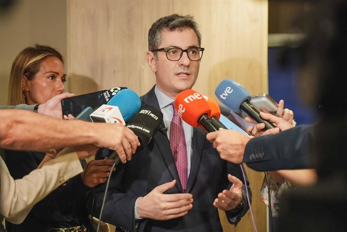 El ministro de la Presidencia, Justicia y Relaciones con las Cortes, Félix Bolaños, durante el acto de clausura de  las XXIII Jornadas de Presidentes/as de audiencias provinciales, a 28 de marzo de 2025, en Las Palmas de Gran Canaria (España). 