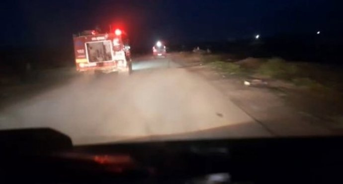 Vehículos de cooperantes de Media Luna Roja Palestina antes de un ataque israelí