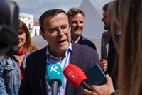 Gallardo insta a Guardiola a presentar un decreto de medidas urgentes para paliar el "golpe" de los aranceles de Trump