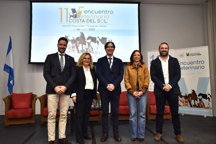 La delegada de la Junta de Andalucía en Málaga, Patricia Navarro, en la inauguración del 11 Encuentro Veterinario Costa del Sol en Fuengirola (Málaga)