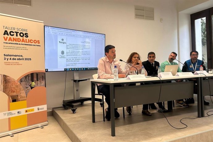 El Ayuntamiento de La Laguna participa en unas jornadas que abordan los actos vandálicos contra su patrimonio