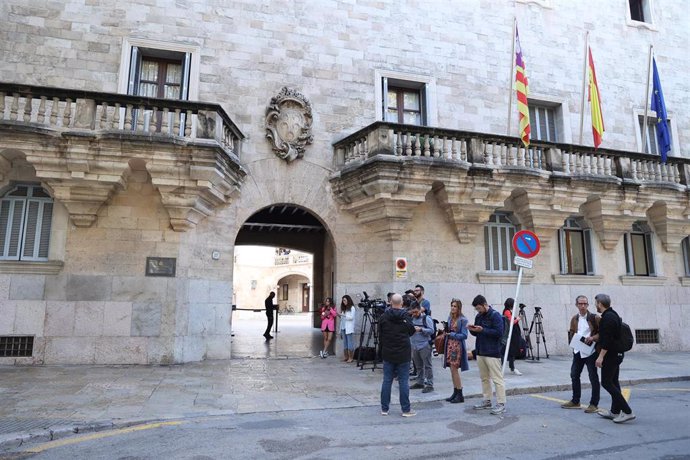 Archivo - Fachada de la Audiencia Provincial de Palma.  