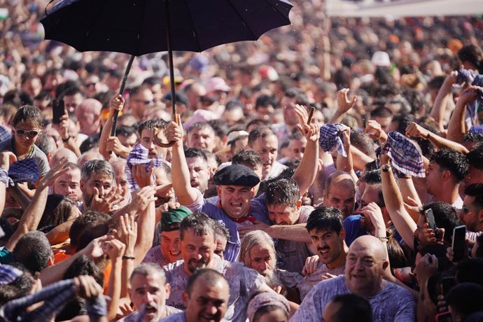 Archivo - Andre Mari Zuriaren jaiak Gasteizen