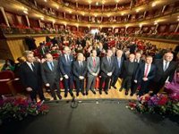 Nieto asiste al pregón de la Semana Santa de Córdoba, que ha pronunciado el director de la RAE