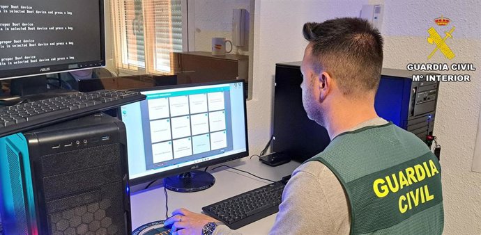 Archivo - Estafas por Internet.