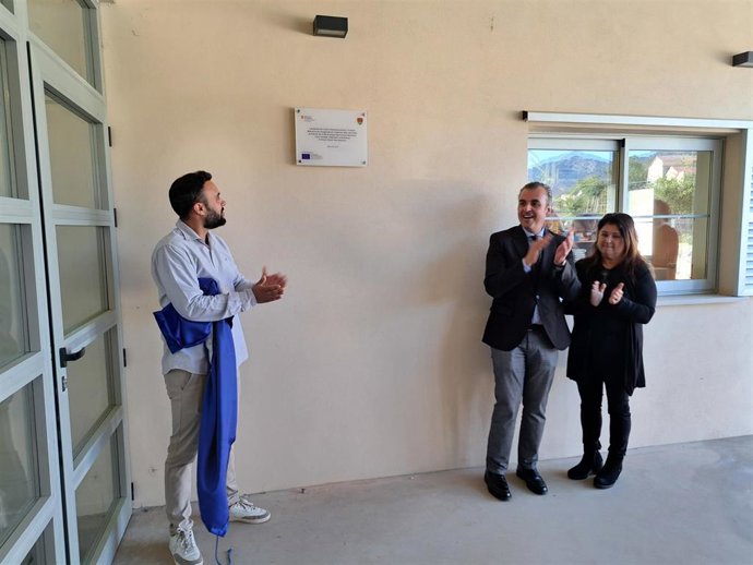El conseller Antoni Vera durante la inauguración de un nuevo edificio de educación del CEIP Montaura, en Mancor de la Vall