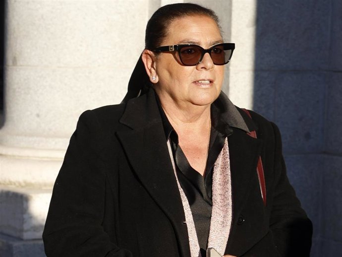 María del Monte llega al Teatro Real para asistir al concierto de Diana Navarro