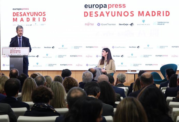 El consejero de Presidencia, Justicia y Administración Local de la Comunidad de Madrid, Miguel Ángel García Martín, interviene durante un Desayuno Madrid