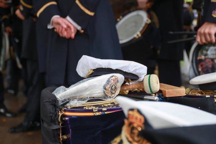 Archivo - Músicos de la Hermandad del Cautivo de San Pablo (Sevilla), el pasado Lunes Santo. 