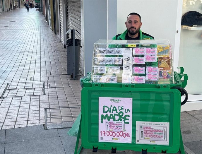 Juan José Bulnes, Vendedor De La ONCE