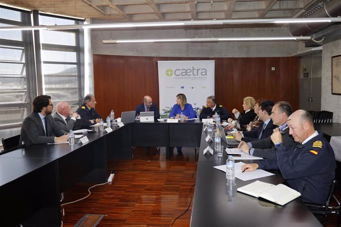Reunión mantenida en el Ceeic esta mañana en la que se han analizado distintos puntos de la nueva línea del Caetra vinculada al Arsenal