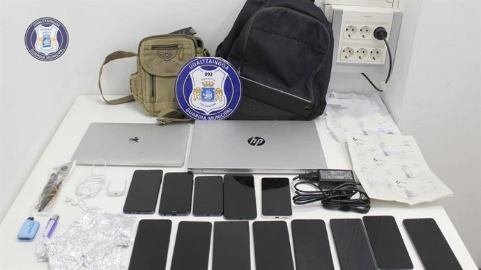 Material incautado por las Guardia Municipal de San Sebastián