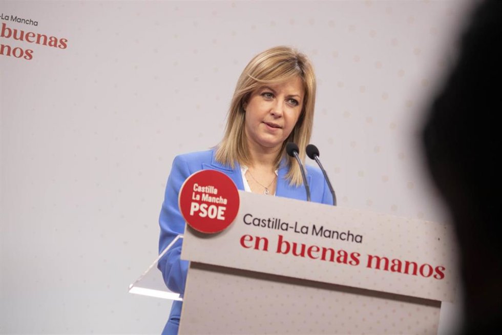 La portavoz del grupo socialista en las Cortes de Castilla-La Mancha, Ana Isabel Abengózar.