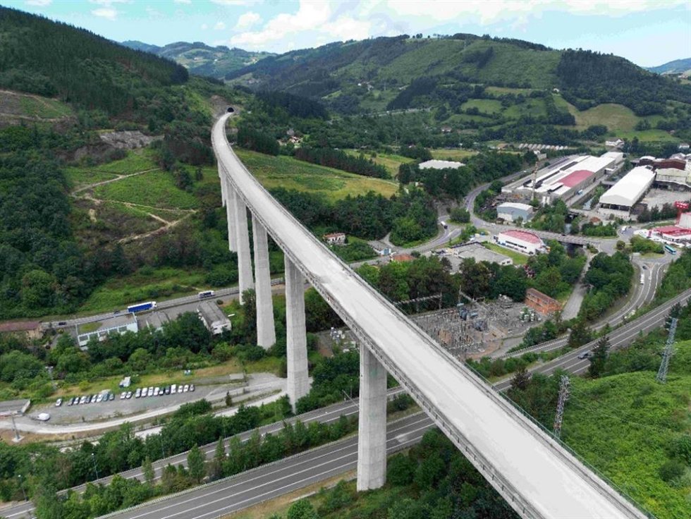 Viaducto de Bergara de la Y vasca