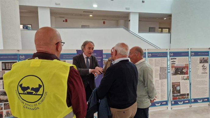 El delegado de Salud y Consumo de la Junta en Granada, Indalecio Sánchez-Montesinos