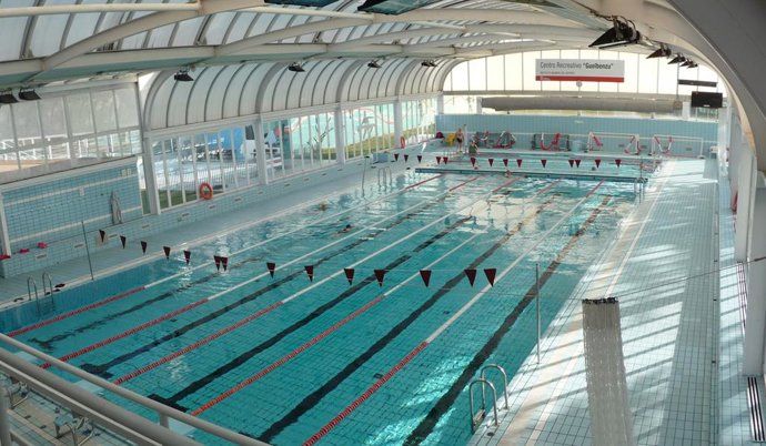 Piscina, semeya de arquivu.