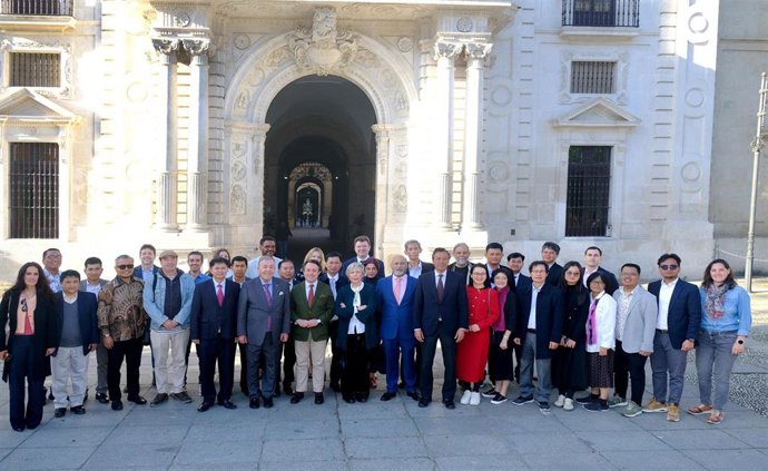 La US reúne a investigadores de cuatro continentes para avanzar en agricultura sostenible y la soberanía alimentaria