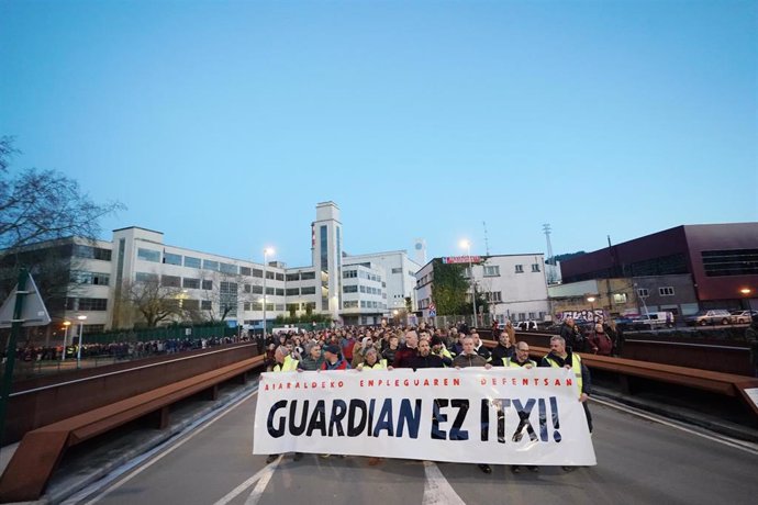 Archivo - Manifestación contra el cierre de Guardian