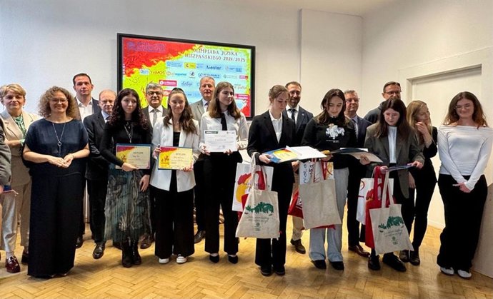 Participantes en la Olimpiada de Lengua Española de Polonia.