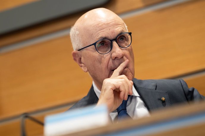 Archivo - El presidente de Asedas, Josep Antoni Duran i Lleida, durante una jornada sobre absentismo laboral en la distribución, organizada por Asedas, en la sede de la CEOE, a 13 de febrero de 2025, en Madrid (España). ASEDAS, Asociación Española de Dist