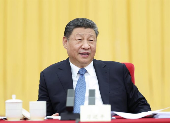 Archivo - El presidente de China, Xi Jinping, durante una reunión oficial en Pekín (archivo)