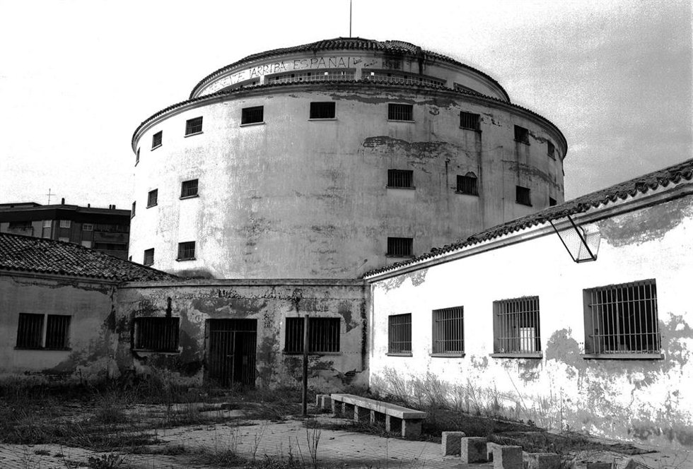 Edicficio del MEIAC de Badajoz antes de su transformación de cárcel a museo.