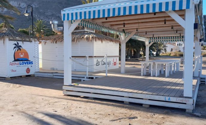 Archivo - Chiringuito de playa.