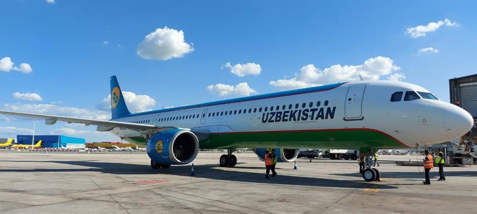 Uzbekistán Airways.