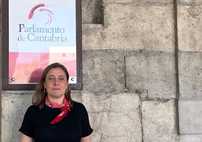 Arantxa Cossío, secretaria general de la Federación de Sanidad y Sectores Sociosanitarios de CCOO en Cantabria.