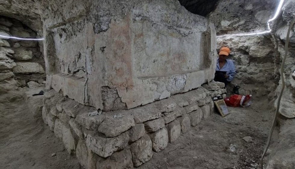 Altar teotihuacano descubieeto en las ruinas mayas de Tikal