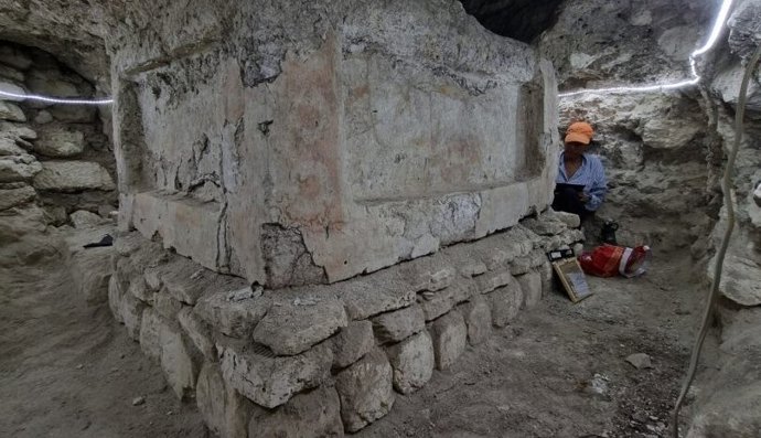 Altar de Teotihuacan descoberto nas ruínas maias de Tikal