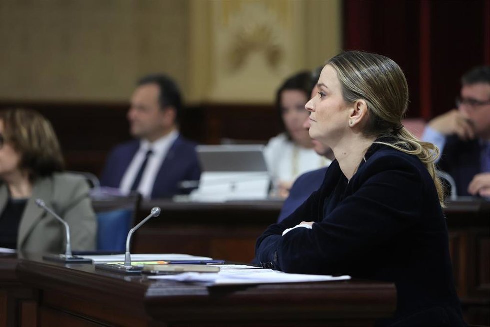 Archivo - La presidenta del Govern, Marga Prohens.