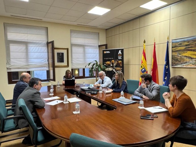 En la reunión se  han analizado los aranceles impuestos por Trump.