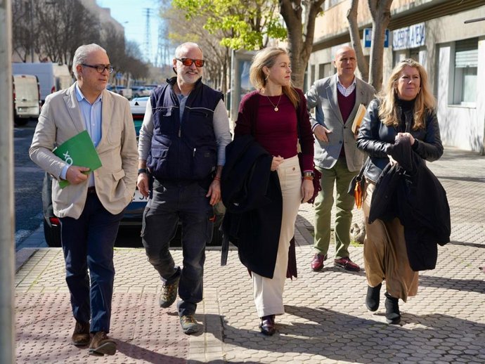 Cristina Peláez, en un paseo por el distrito Macarena.