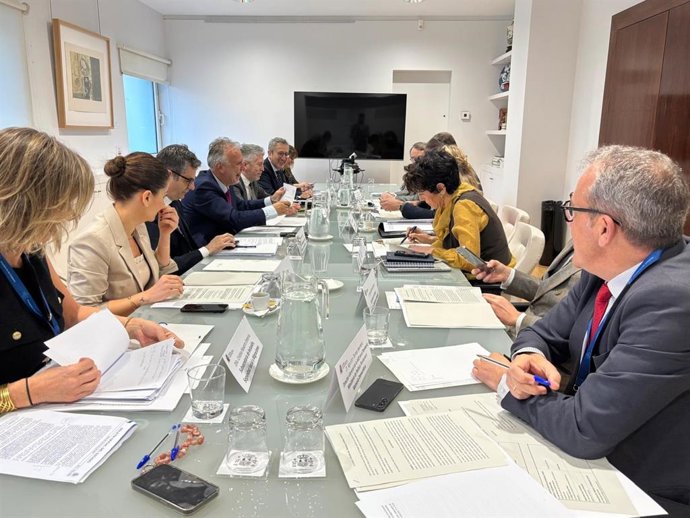 Gobierno aprueba la creación de un Grupo de Trabajo para el seguimiento y coordinación del reparto de menores migrantes