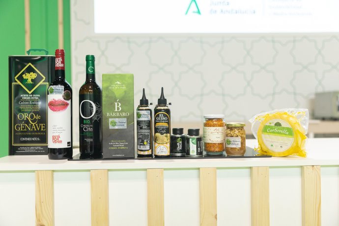 Alrededor de 900 son productos agroalimentarios naturales y artesanales.