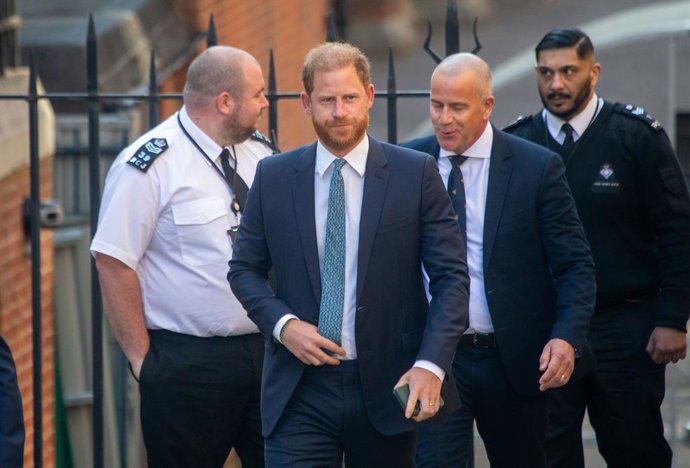 8 de abril de 2025, Londres, Inglaterra, Reino Unido: O Duque de Sussex HARRY chega ao Royal Courts of Justice, no centro de Londres, para o início de sua apelação contra uma decisão da Suprema Corte em sua ação legal contra o Home Office sobre o nível de