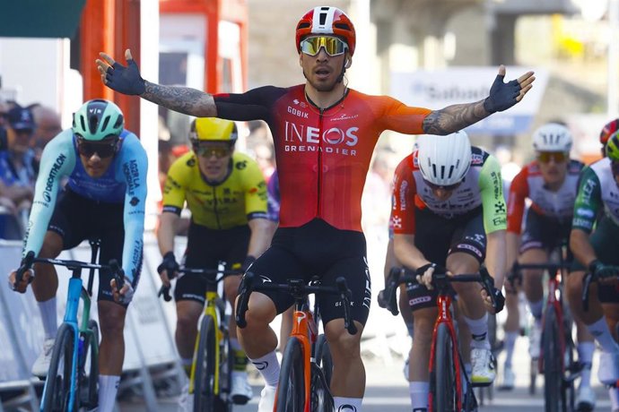 El ciclista australiano Caleb Ewan (INEOS Grenadiers) ha ganado este martes la segunda etapa de la Itzulia, disputada entre Pamplona y Lodosa sobre 186,6 kilómetros
