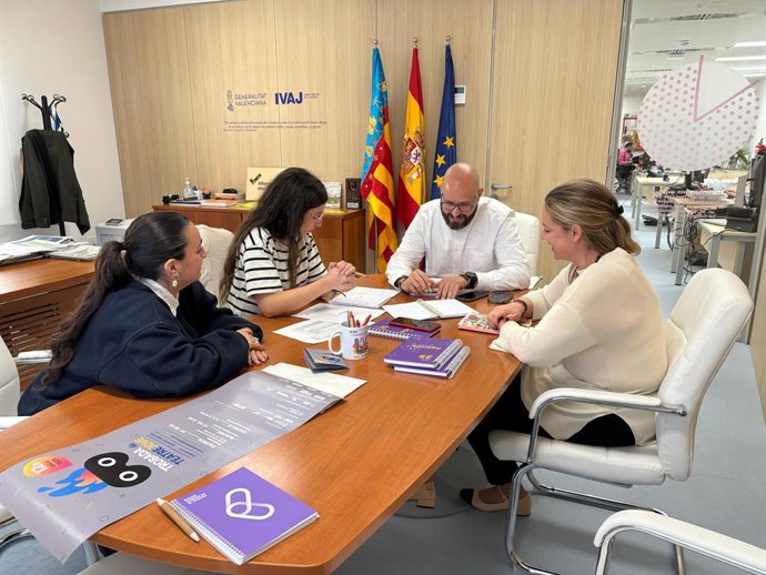 Reunió del Consell Valencià de la Joventut amb l'Institut Valencià de la Joventut