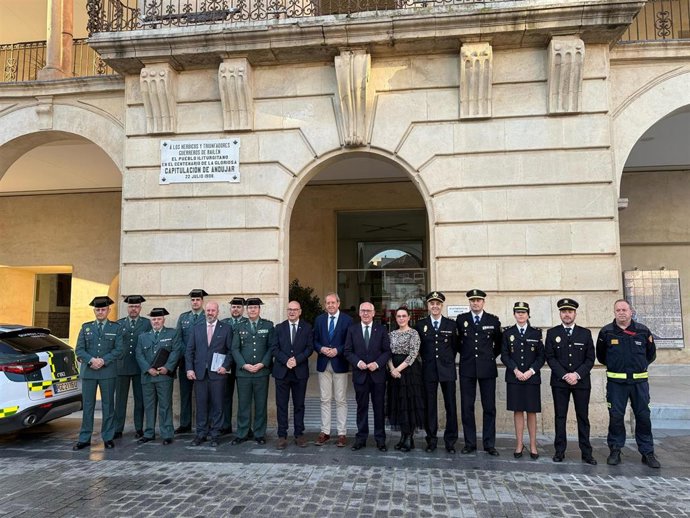 Asistentes a la junta local de seguridad con motivo de la Romería de la Virgen de la Cabeza