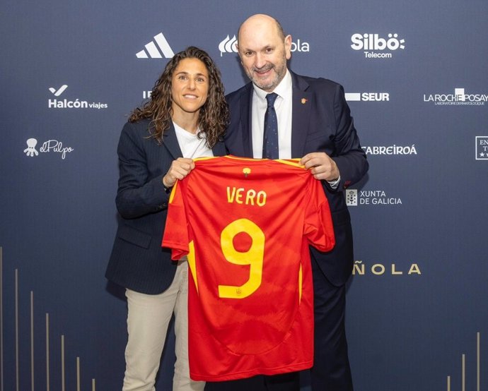 Rafael Louzán se reúne con Vero Boquete antes del España-Portugal en Balaídos