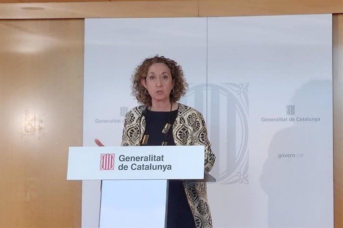 La portavoz de ERC en el Parlament, Ester Capella, en rueda de prensa