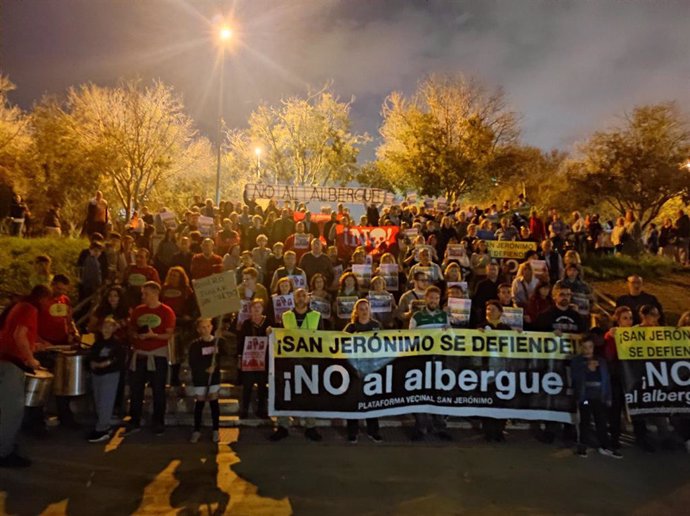 Archivo - Movilización ciudadana en San  Jerónimo contra el proyecto de centro "resiliente"