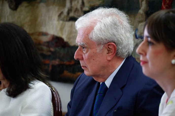 Archivo - El político y diplomático Javier Ruperez asiste a la presentación en Madrid del libro 'La OTAN en el diseño de la política exterior de los gobiernos de UCD. El papel de Javier Rupérez'.