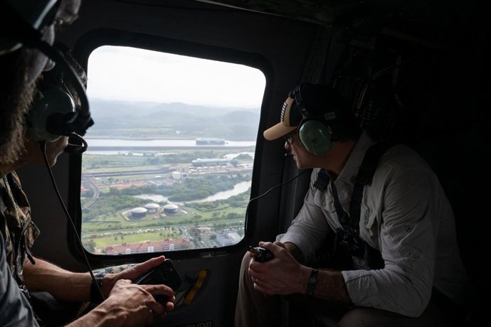 Secretário de Defesa dos EUA, Pete Hegseth, durante uma visita ao Canal do Panamá.