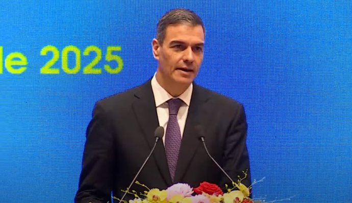 O Presidente do Governo, Pedro Sánchez, no Vietnã