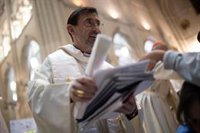 El cardenal José Cobo dice que la "ocurrencia" de resignificar el Valle de los Caídos es "del Gobierno"